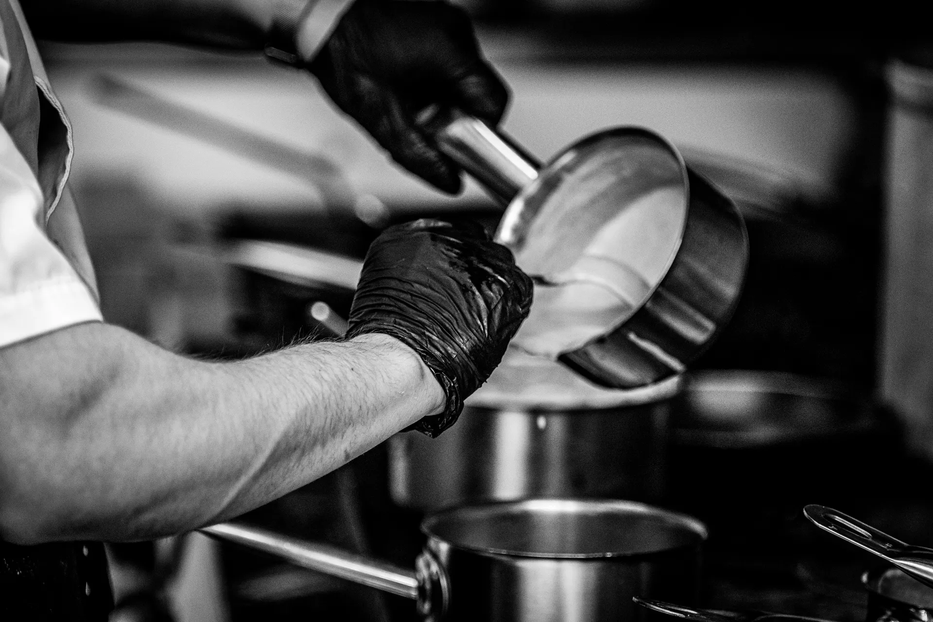 Contact — La Batisse II