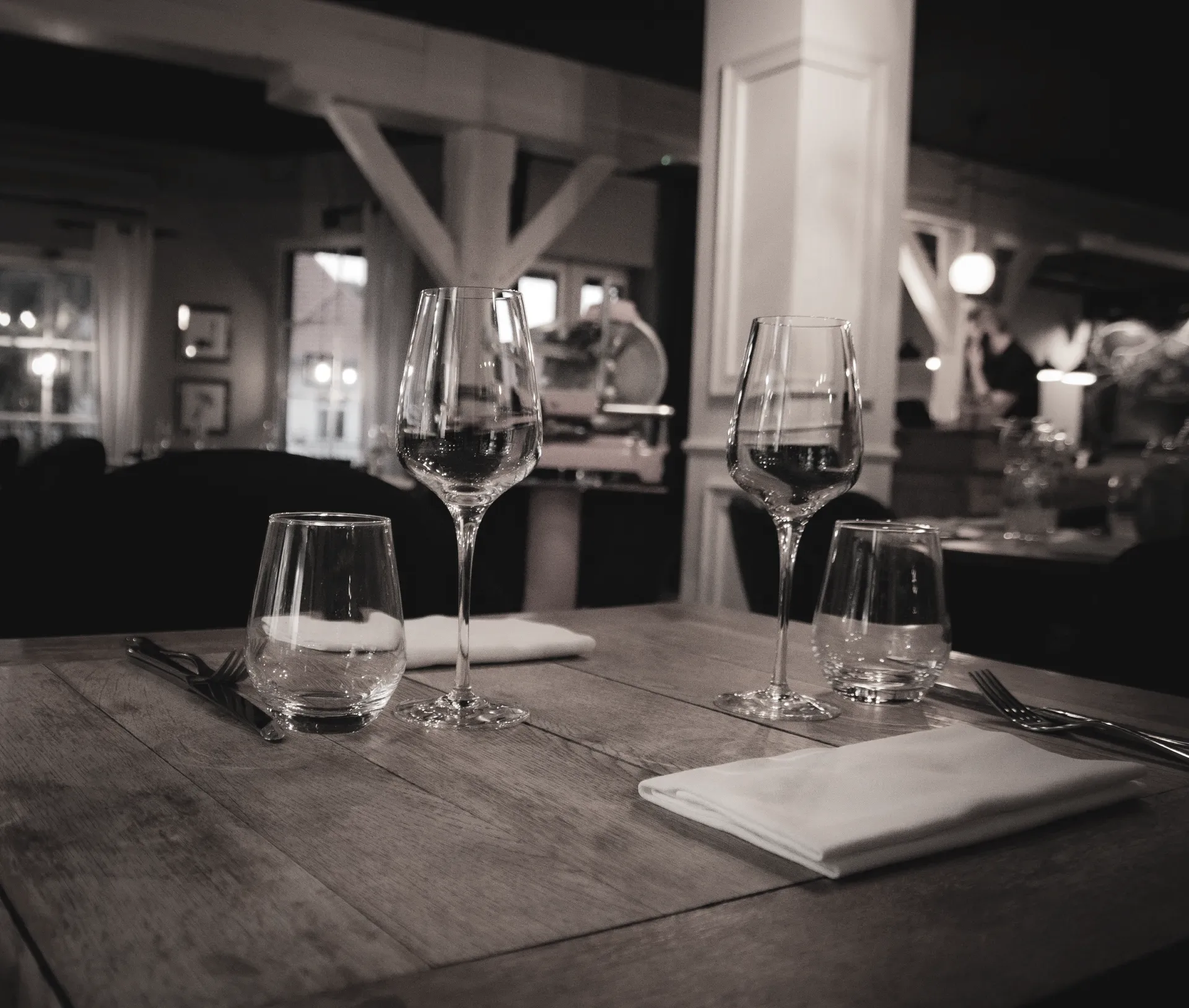 Table dressée avec soin